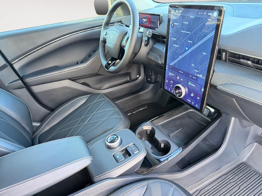 Used 2024 Ford Mustang Mach-E Select w/ Comfort Package Lite RWD image 26