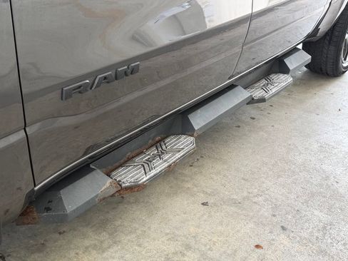 Used 2021 RAM 1500 Big Horn RWD image 17