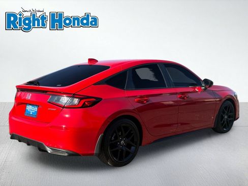Used 2024 Honda Civic Sport image 9