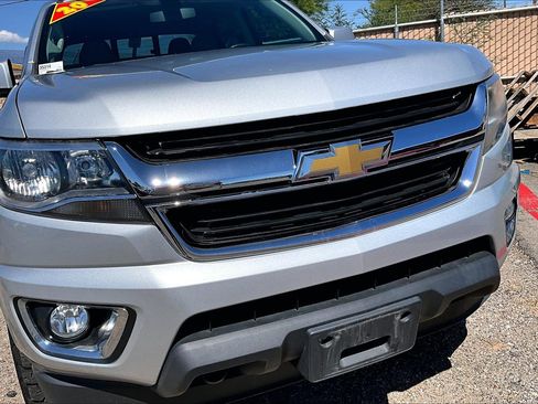 Used 2020 Chevrolet Colorado LT w/ LT Convenience Package AWD/4WD image 21