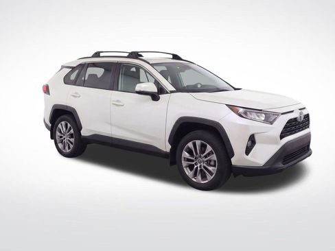 Used 2025 Toyota RAV4 XLE Premium w/ Weather Package AWD/4WD image 31