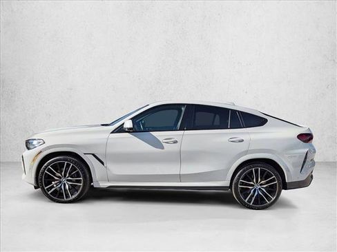Used 2022 BMW X6 xDrive40i w/ M Sport Package image 8