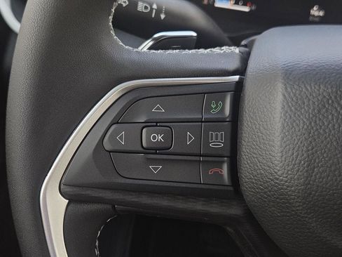 New 2025 Jeep Grand Cherokee Laredo X image 14