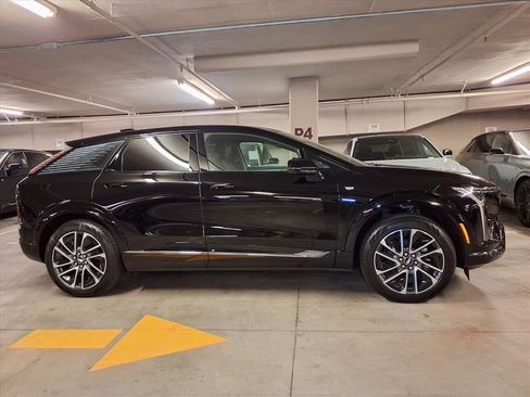 Used 2026 Cadillac Optiq Sport 2 image 4