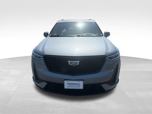 Used 2024 Cadillac XT6 Sport w/ LPO, ONYX Package AWD/4WD image 3