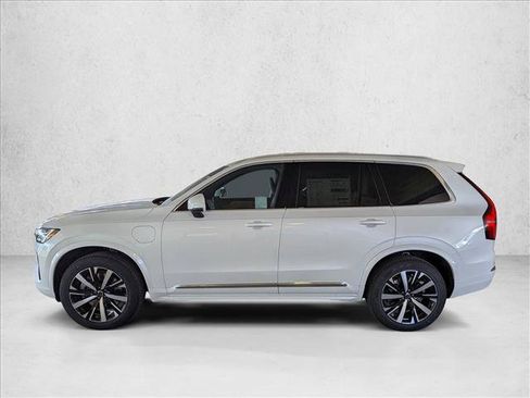 New 2026 Volvo XC90 T8 Core AWD/4WD image 9