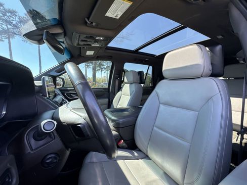 Used 2022 GMC Yukon SLT w/ SLT Premium Package AWD/4WD image 28