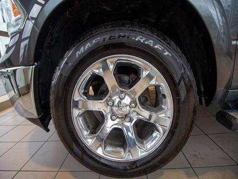 Used 2016 RAM 1500 Laramie w/ Convenience Group image 25