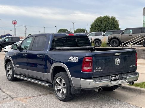Used 2019 RAM 1500 Laramie AWD/4WD image 4
