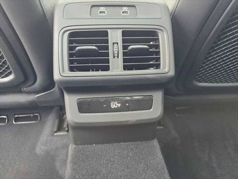 Used 2025 Audi Q5 Premium Plus w/ Premium Plus AWD/4WD image 18