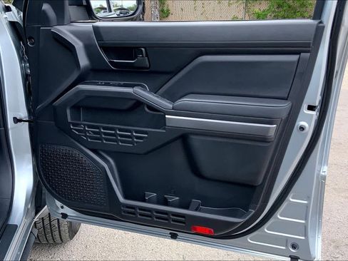 Used 2025 Toyota Tacoma SR5 image 22