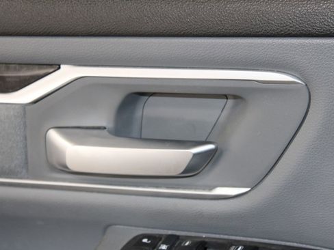 Used 2022 RAM 1500 Big Horn AWD/4WD image 43