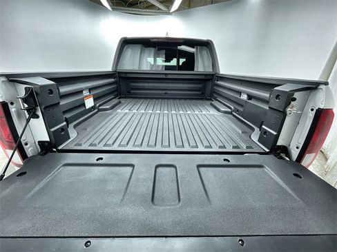 New 2026 Honda Ridgeline Black Edition image 32