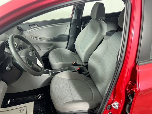 Used 2015 Hyundai Accent GS image 13