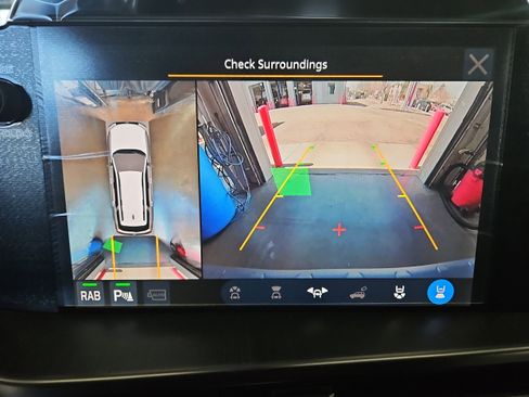 New 2026 Subaru Outback Touring image 12