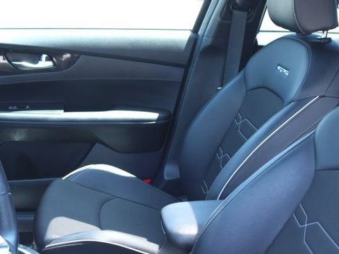 Used 2023 Kia Forte GT-Line w/ GT-Line Premium Package FWD image 30