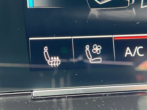 New 2025 Audi Q8 Premium Plus image 24