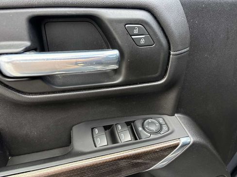 Used 2021 Chevrolet Silverado 1500 LT AWD/4WD image 22