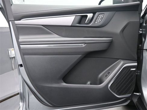 New 2026 Buick Enclave Preferred w/ Power Package image 12