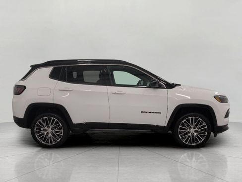 Used 2023 Jeep Compass Limited w/ Elite Group AWD/4WD image 11