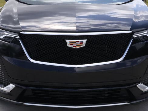 Certified 2024 Cadillac XT6 Premium Luxury image 8