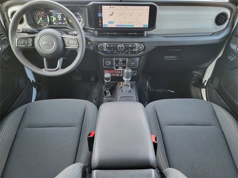 Certified 2024 Jeep Wrangler Willys 4xe image 26