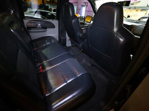 Used 2003 Ford F350 XLT image 43