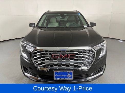 Used 2022 GMC Terrain Denali AWD/4WD image 4