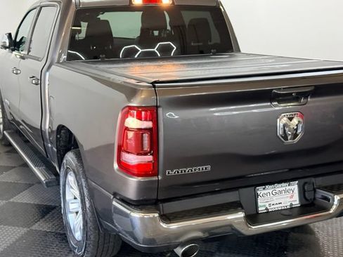 Used 2024 RAM 1500 Laramie AWD/4WD image 9