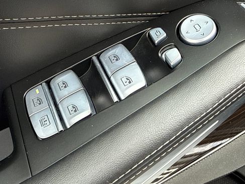Used 2023 BMW X7 xDrive40i w/ Premium Package AWD/4WD image 20