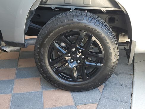 Used 2026 Chevrolet Silverado 1500 RST w/ RST Select Package RWD image 7