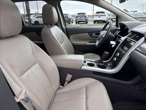 Used 2013 Ford Edge SEL image 12