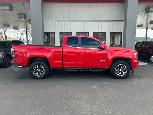 Used 2016 GMC Canyon SLE w/ All Terrain Adventure Package AWD/4WD image 31