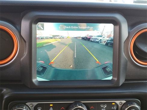 Used 2021 Jeep Gladiator Mojave image 22