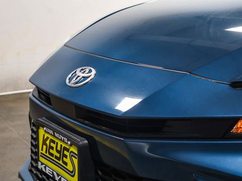 New 2026 Toyota Camry SE image 8