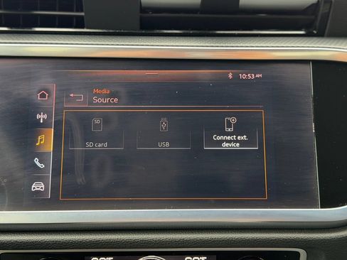 Used 2020 Audi Q3 2.0T Premium w/ Convenience Package AWD/4WD image 30