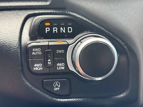 Used 2022 RAM 1500 Big Horn AWD/4WD image 22