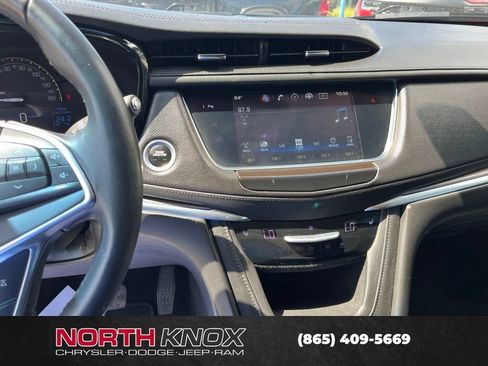 Used 2017 Cadillac XT5 Luxury FWD image 8