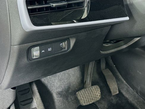 Used 2024 Honda Prologue EX image 17