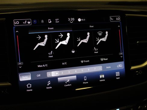 Used 2024 Chrysler Pacifica Touring-L FWD image 25