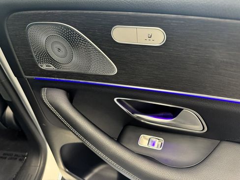 Used 2020 Mercedes-Benz GLE 350 4MATIC w/ Premium Package image 44