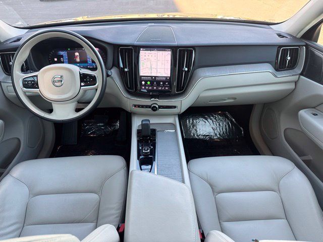 Used 2023 Volvo XC60 B5 Plus w/ Protection Package Premier AWD/4WD image 18