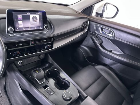 Used 2021 Nissan Rogue SV w/ Premium Package image 72