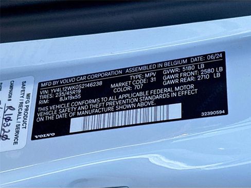 Used 2025 Volvo V60 B5 Cross Country Plus AWD/4WD image 34