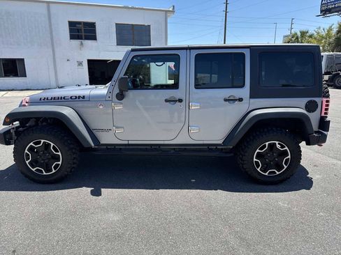 Used 2014 Jeep Wrangler Unlimited Rubicon AWD/4WD image 3