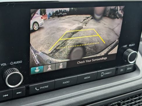 Used 2023 Honda Accord LX image 17