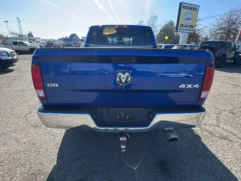 Used 2016 RAM 1500 Classic SLT w/ Luxury Group image 5