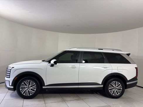 New 2026 Hyundai Palisade FWD Hybrid image 2