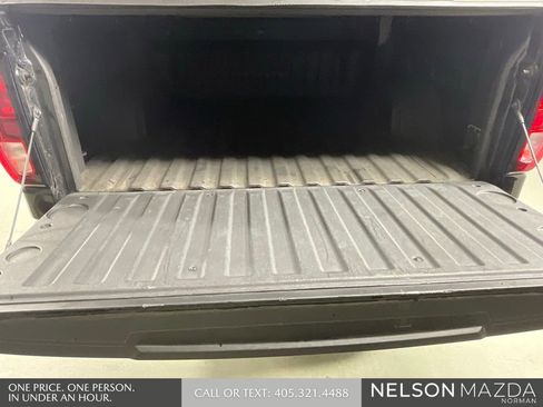 Used 2025 GMC Sierra 1500 Elevation AWD/4WD image 12