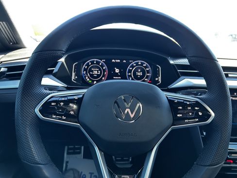 Used 2023 Volkswagen Arteon SEL Premium image 18